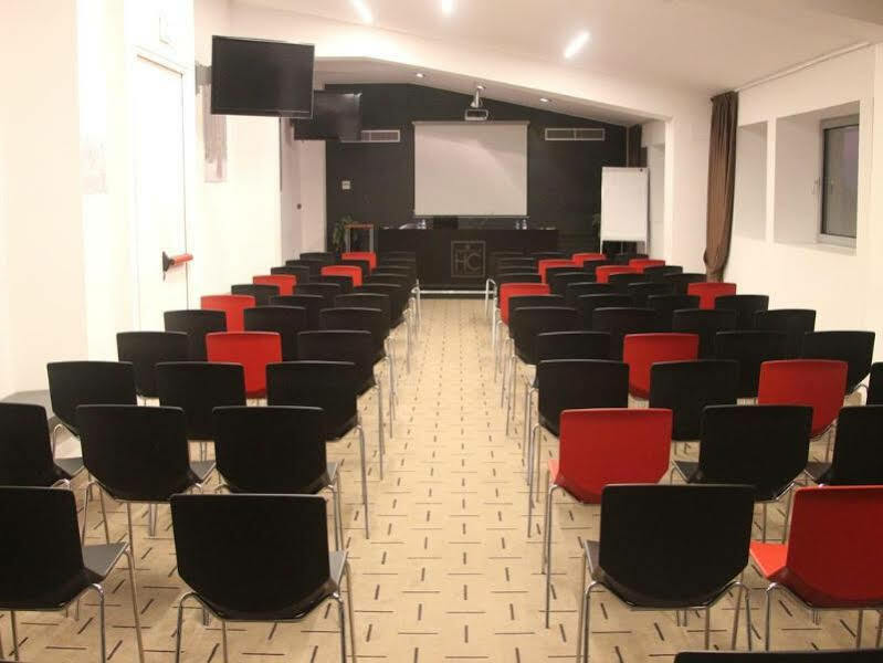 Hotel Continental Кремона Екстер'єр фото