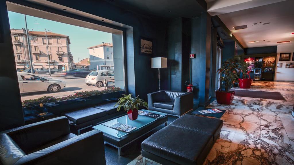 Hotel Continental Кремона Екстер'єр фото